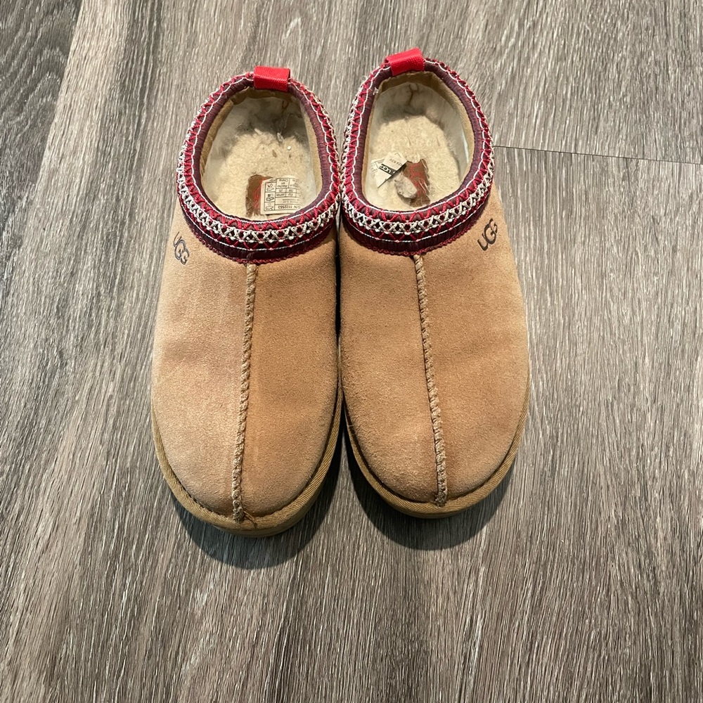 platform UGG Tazz